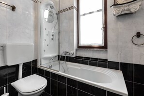 Appartement (Ocra) | Salle de bain