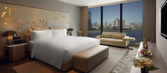 InterContinental Tianjin Yujiapu Hotel & Residences by IHG