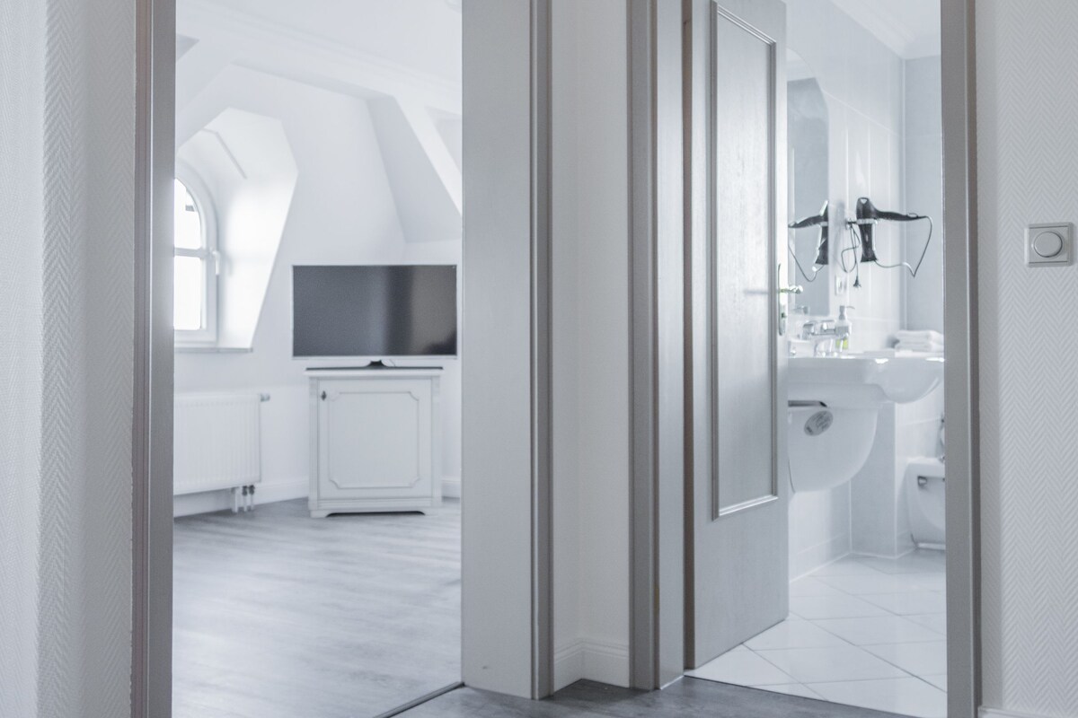 Salle de bain | Articles de toilette gratuits, sèche-cheveux, serviettes fournies