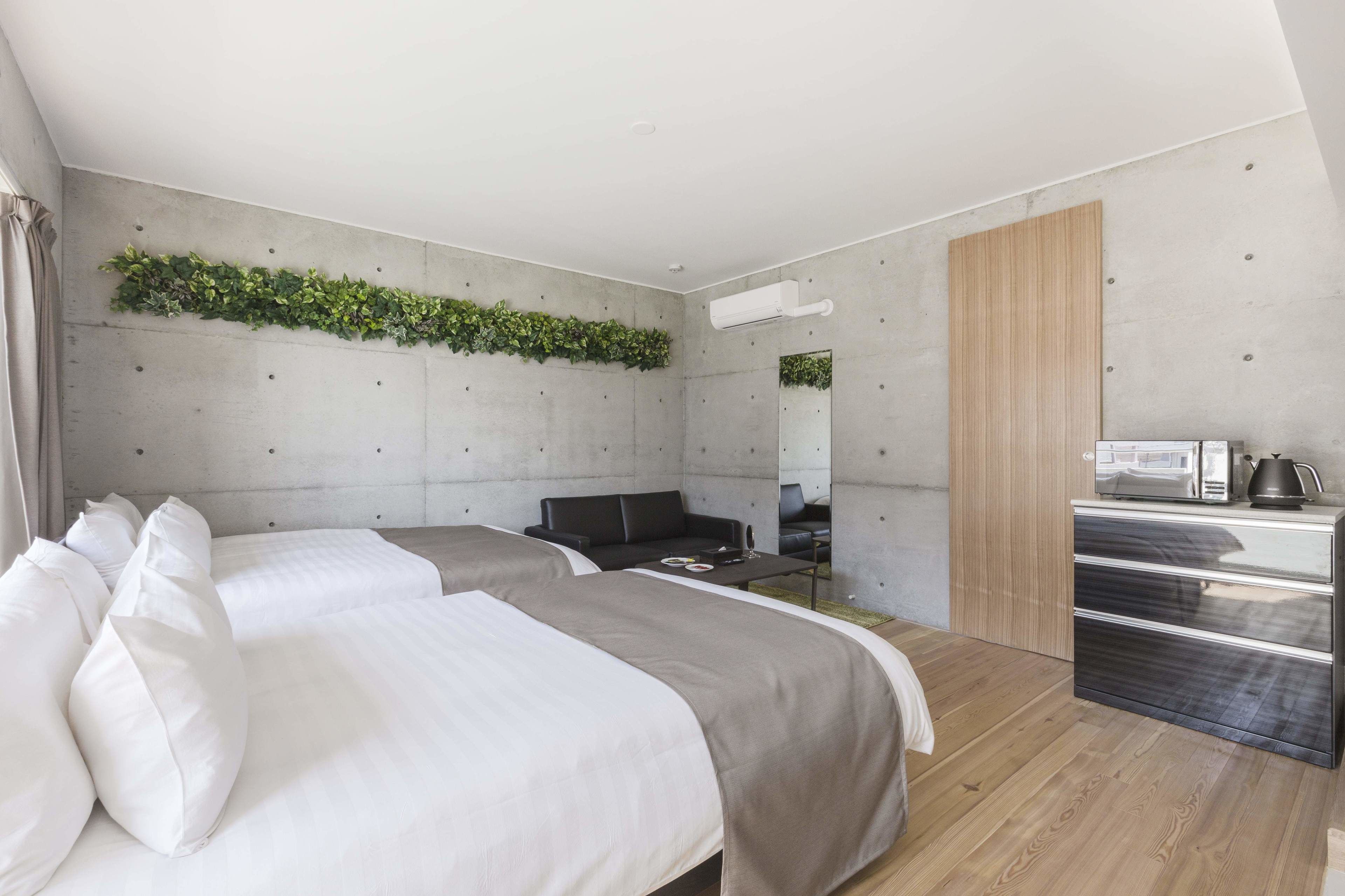 고급 침구, 책상, 무료 WiFi