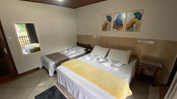 SUITE ESMERALDA QUEEN | Frigobar, Wi-Fi de cortesia, roupa de cama