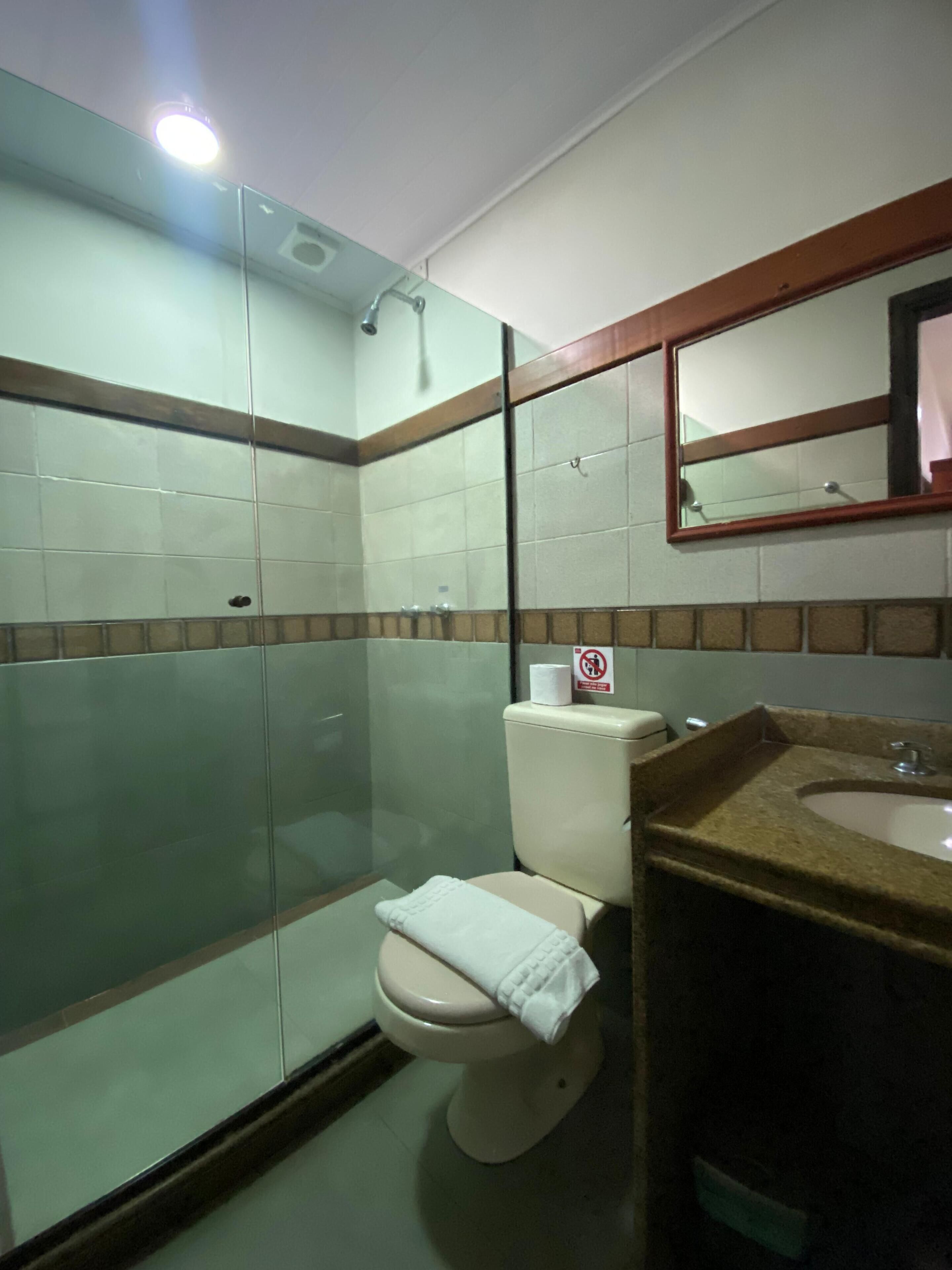 suite esmeralda luxo | bathroom | shower