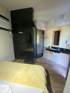 SUITE PEROLA | Minibar, free WiFi, bed sheets - Hotel Casa Encantada Penedo (Itatiaia)