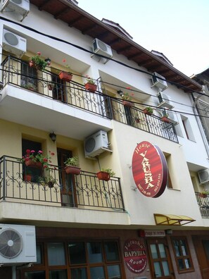 Exterior - Hotel Varusha (Veliko Tarnovo)