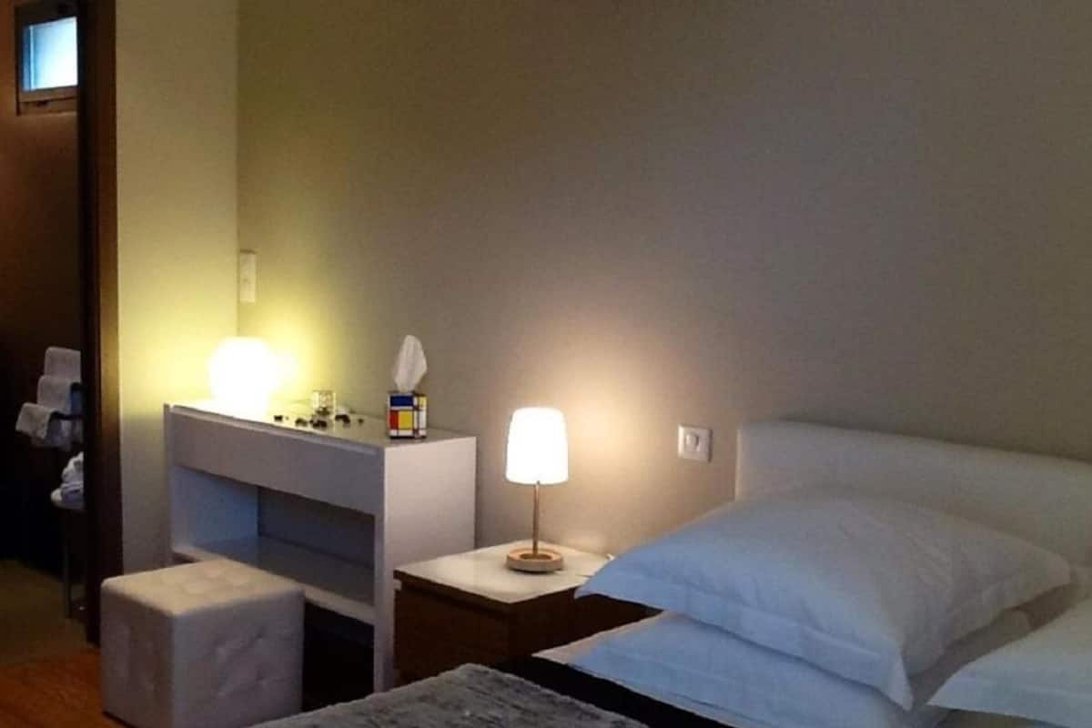 Kamar Double Standar | Seprai katun Mesir, seprai premium, busa memori, dan kedap suara
