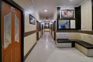 Lobby - OYO 5851 Mehfil Hotel (Haridwar)