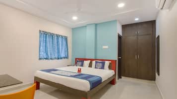 Double or Twin Room | Free WiFi