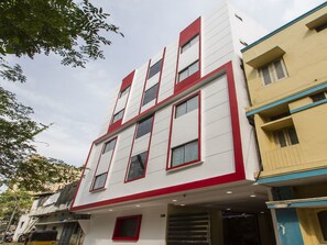 Front of property - Hotel Aflah (Hyderabad)
