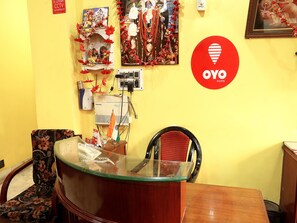 Reception - OYO 2910 Hotel Relax (Kolkata)