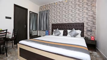 Double or Twin Room | Free WiFi, bed sheets