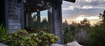 SEAGLASS - Secluded Irish Beach,  Mendocino area oceanview home w treehouse feel