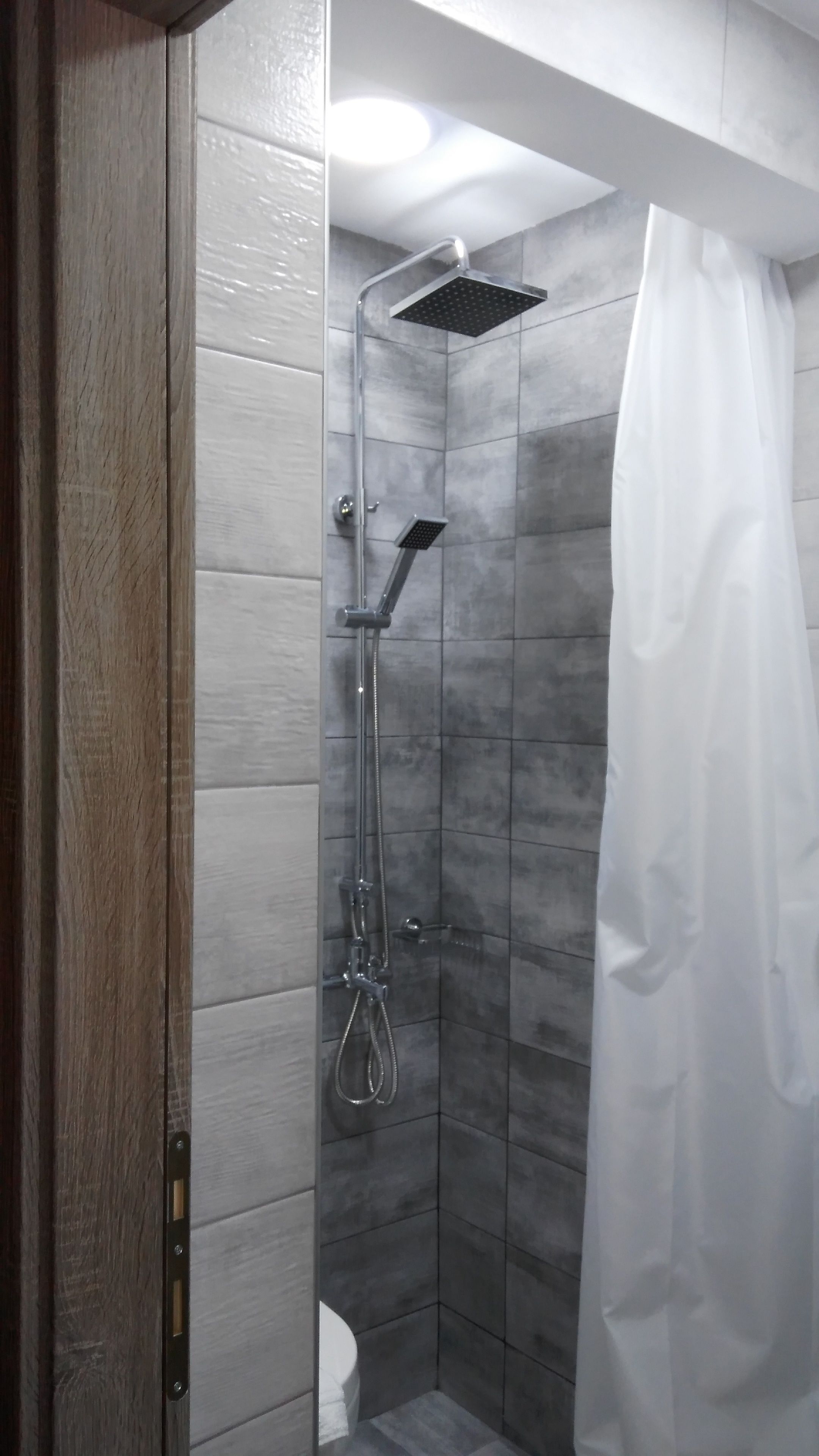 Classic Apartment, 1 Bedroom, Balcony, Sea View | Bathroom shower