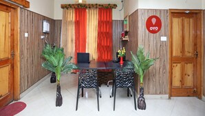 Reception - OYO 9483 Himalayan Ecstacy Cottages (Manali)