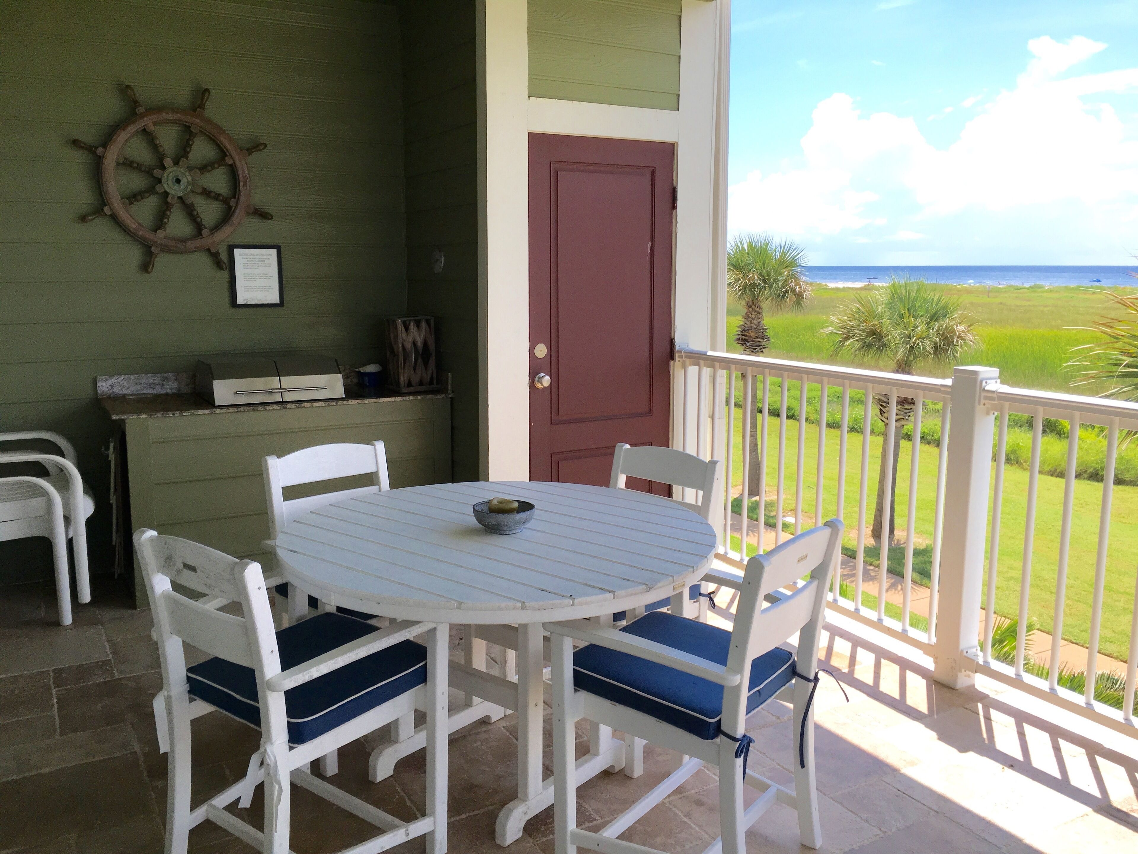 Vitamin Sea- Beach Front-Ocean Views