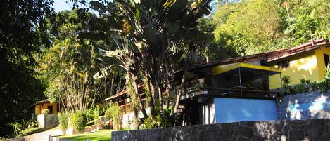 Entrada de la propiedad