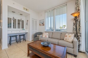 TV - V310 Cozy Gulf View Villa w/Private Balcony Washer/Dryer & Free Beach Chairs (Fort Walton Beach)