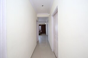 Interior - OYO Home 9897 Elegant 3BHK (Theog)