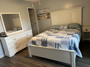 2 bedrooms, desk, iron/ironing board, travel crib