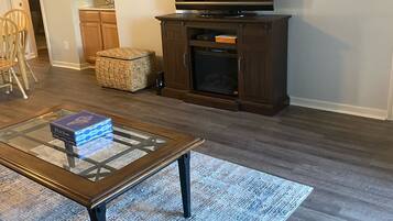 Smart-TV, DVD-Player