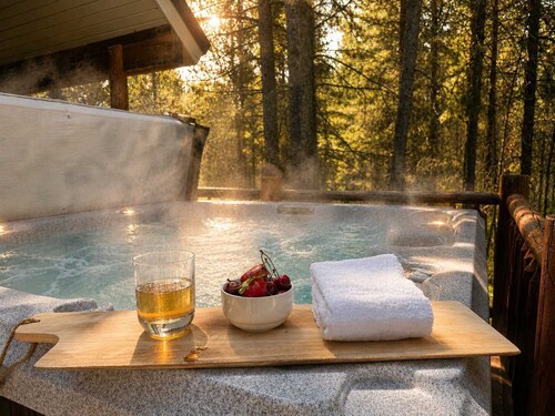 NORTH STAR BBQ GRILL⭐️PRIVATE HOT TUBIN SATELLITE-TV TAPAHTUMINEN KITCHEN 30 MINA WEST YELLOWSTONE