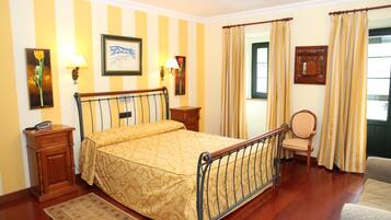 Standard Double Room | Individually decorated, free cribs/infant beds, free WiFi, bed sheets