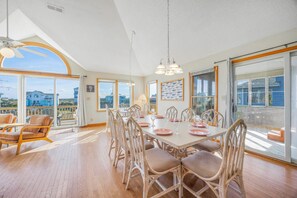 Dining - Semi-Oceanfront Dog Friendly Home w/ Pool, Hot Tub, Elevator, Community Tennis (Waves)