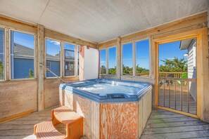 Interior - Semi-Oceanfront Dog Friendly Home w/ Pool, Hot Tub, Elevator, Community Tennis (Waves)