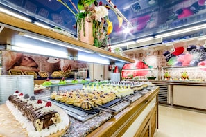 Buffet - Hotel Mar Blau (Calella)