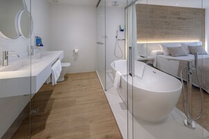 Free toiletries, hair dryer, towels