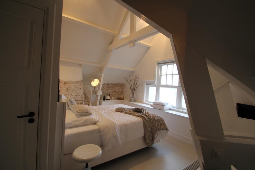 Minibar, bureau, chambres insonorisées, fer et planche à repasser