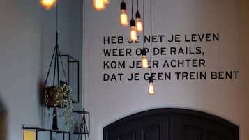 Að innan