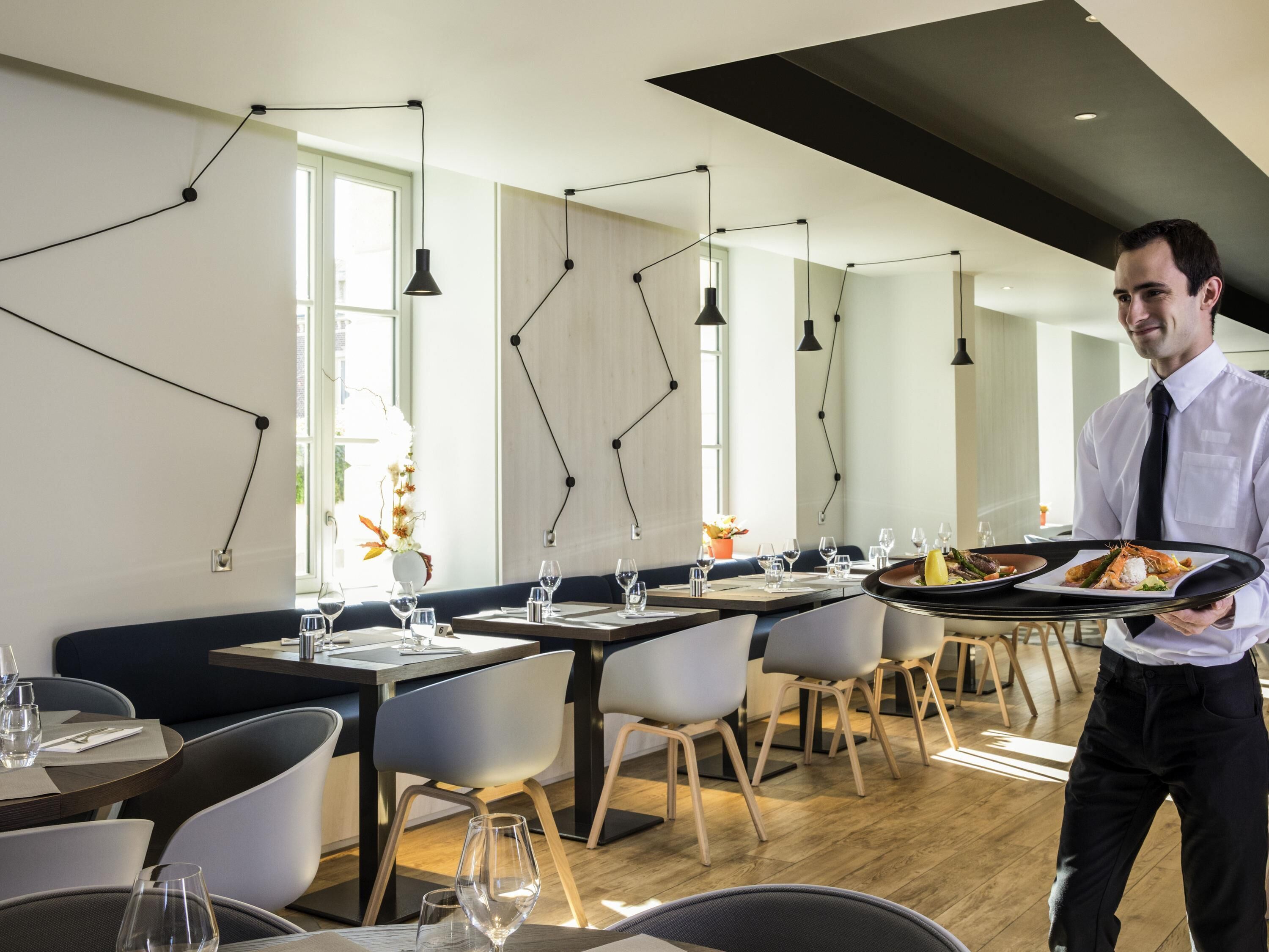 breakfast and dinner served, french cuisine