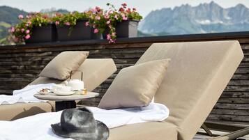 Sundeck