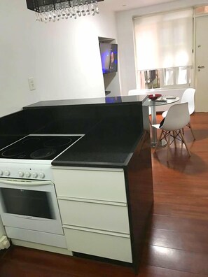 Familien-Loft, 1 Queen-Bett | Eigene Küche