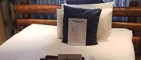Luxury Double Room | 1 bedroom, premium bedding, desk, iron/ironing board