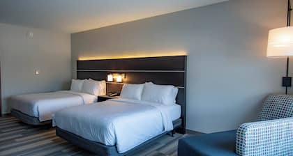 Holiday Inn Express & Suites Tonawanda - Buffalo Area by IHG