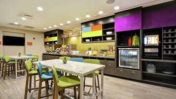 Free daily buffet breakfast