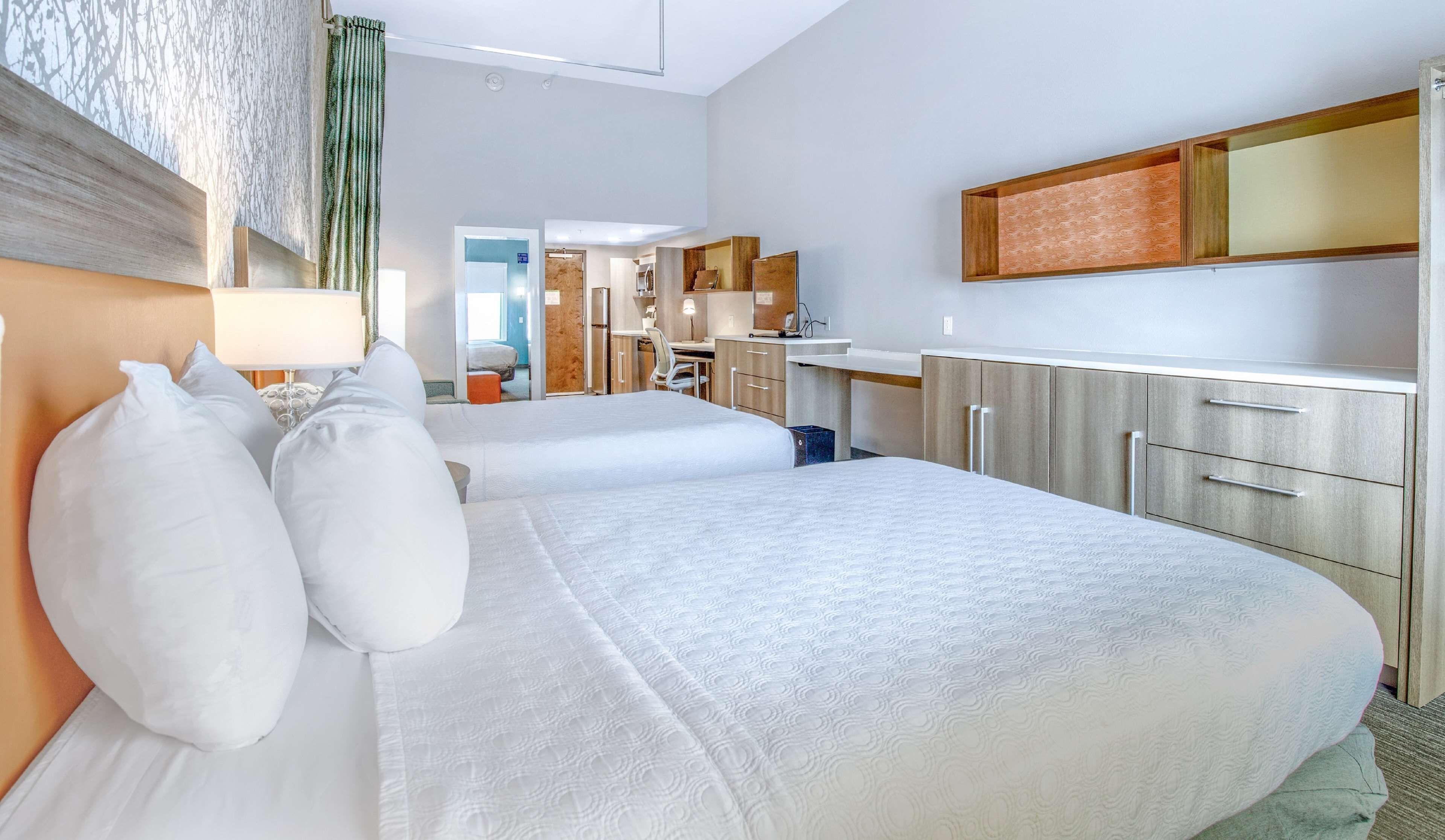 egyptian cotton sheets, hypo-allergenic bedding, desk, blackout curtains