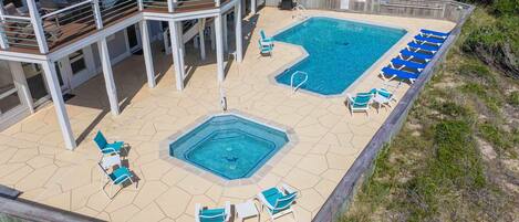 Outdoor pool, a heated pool