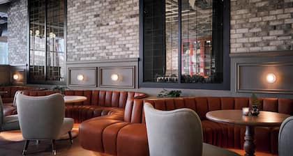Hotel Zachary Chicago, a Tribute Portfolio Hotel