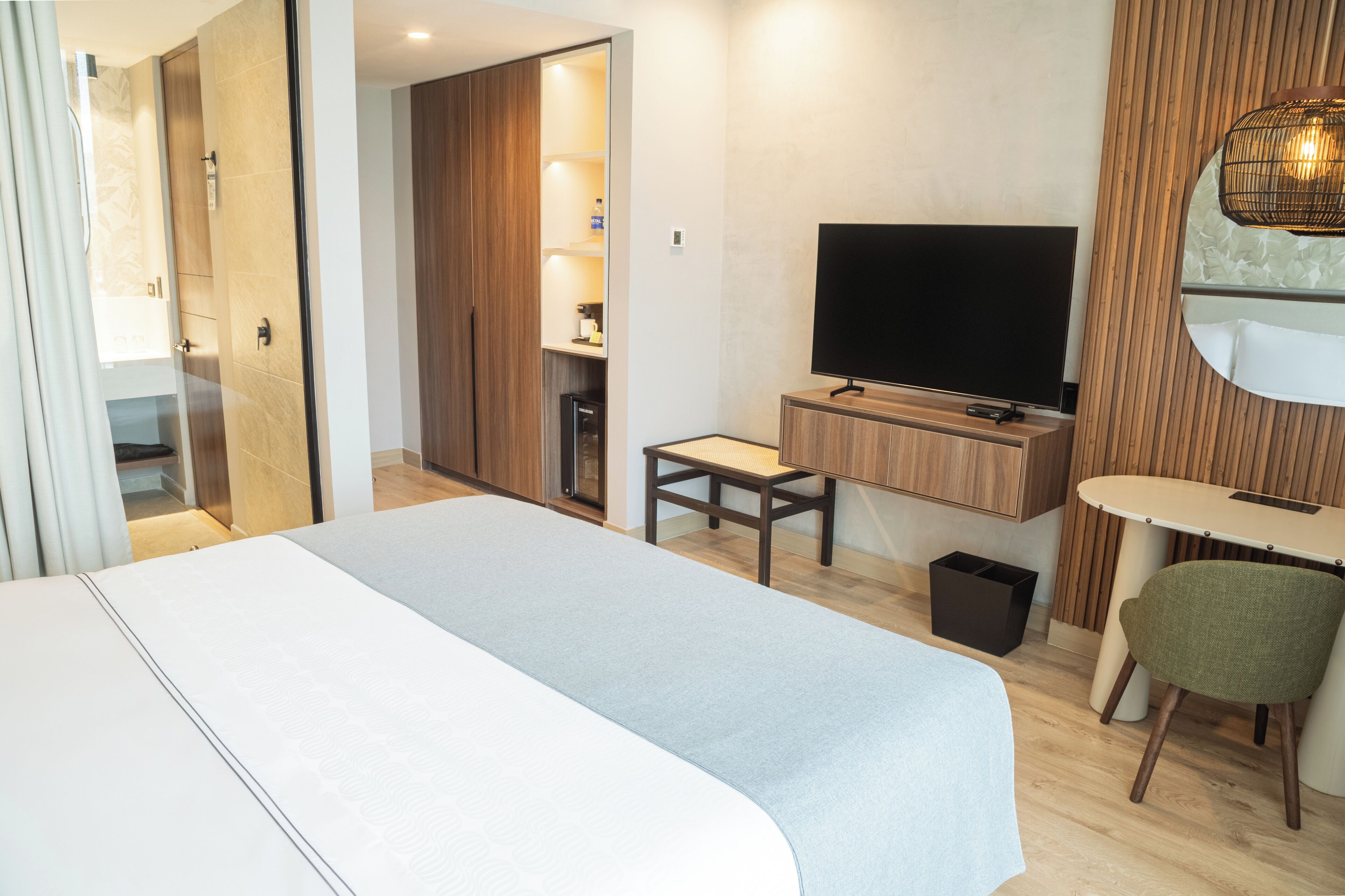 superior double room | 1 bedroom, minibar, in-room safe, blackout curtains