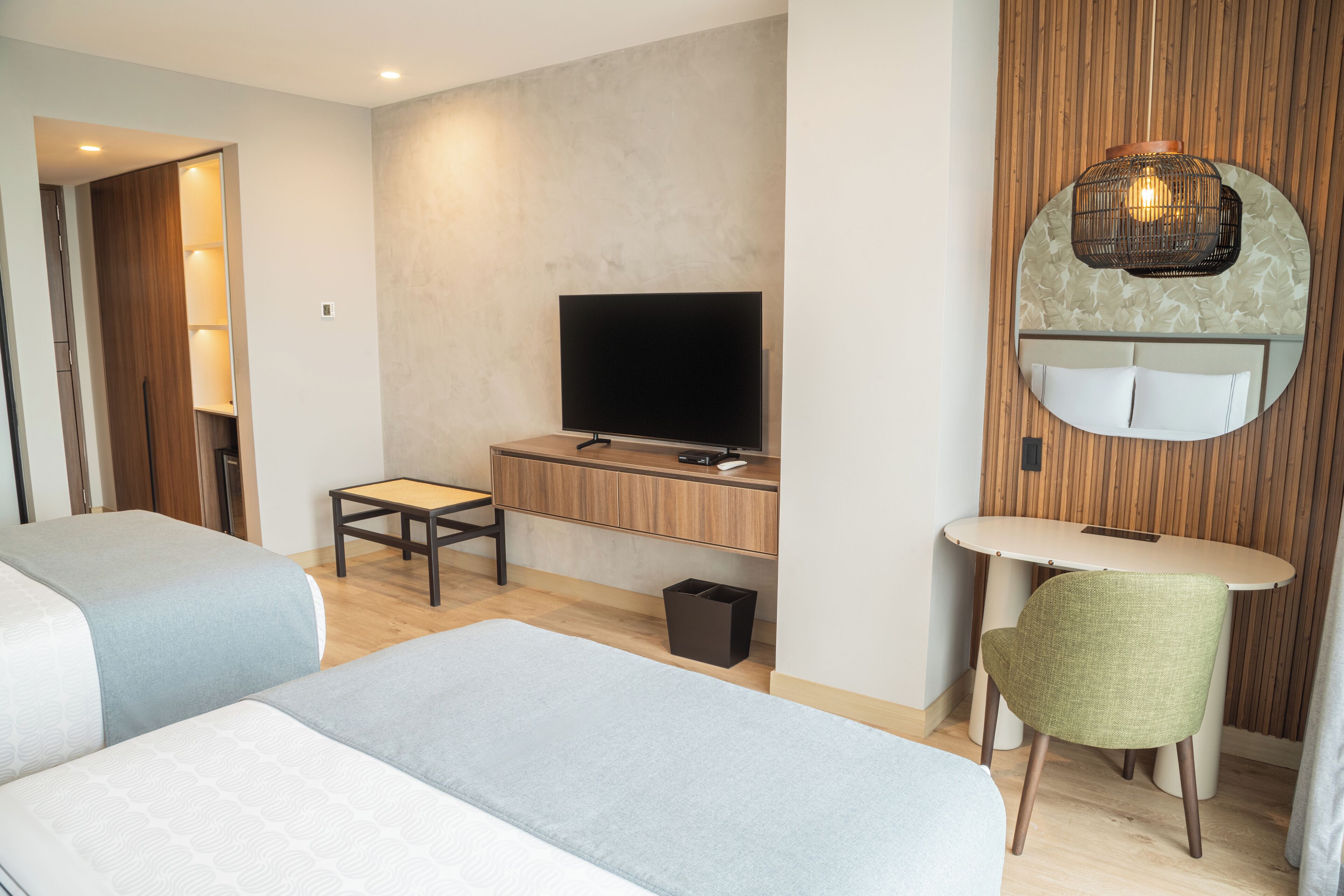 superior twin room | 1 bedroom, minibar, in-room safe, blackout curtains