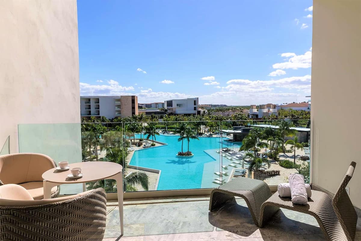 Junior Suite Poolside | Vue de la chambre