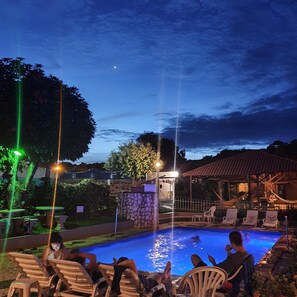 Outdoor pool - Bonito Hi Hostel e Pousada (Bonito)