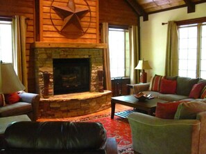 TV, fireplace - The Preserve, Craftsman Special Vacation Home (Fall Creek Falls)