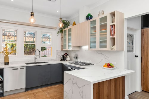 RYE Cottage -live like a local, foxtel, dog friendly+ BONUS* NIGHTS OFFERS 2026.