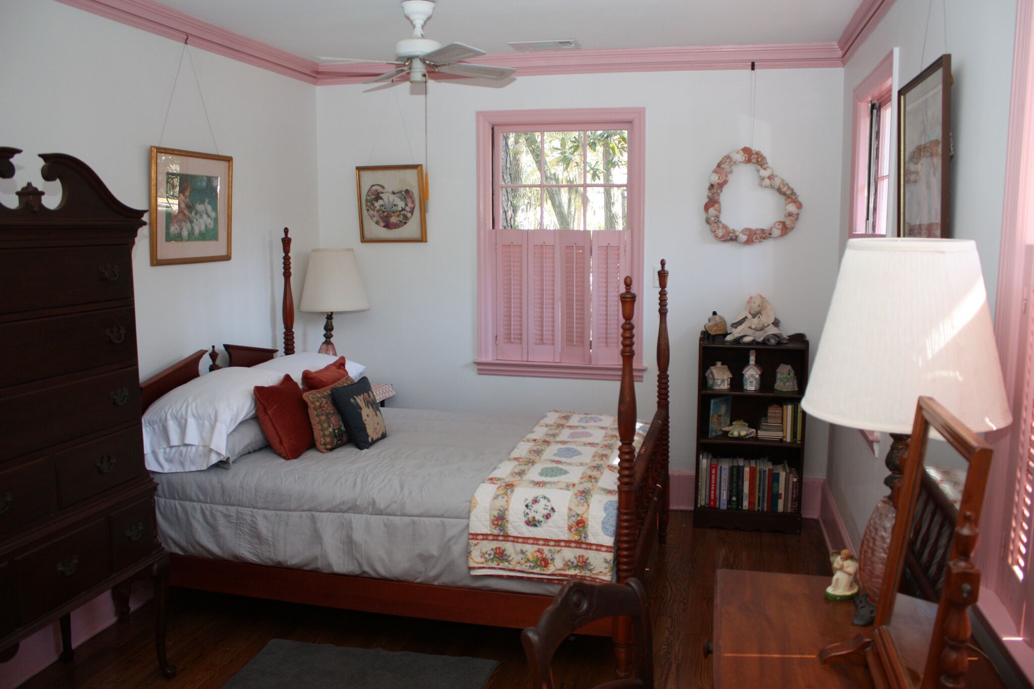 4 bedrooms, in-room safe, free WiFi, bed sheets