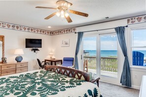 4 bedrooms, iron/ironing board, travel cot, WiFi