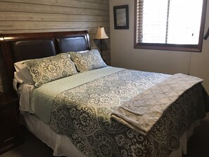 5 dormitorios, tabla de planchar con plancha, wifi gratis y ropa de cama