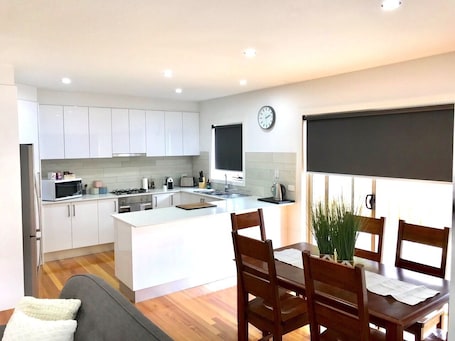 Interior. Bacchus Marsh Villa unit 5